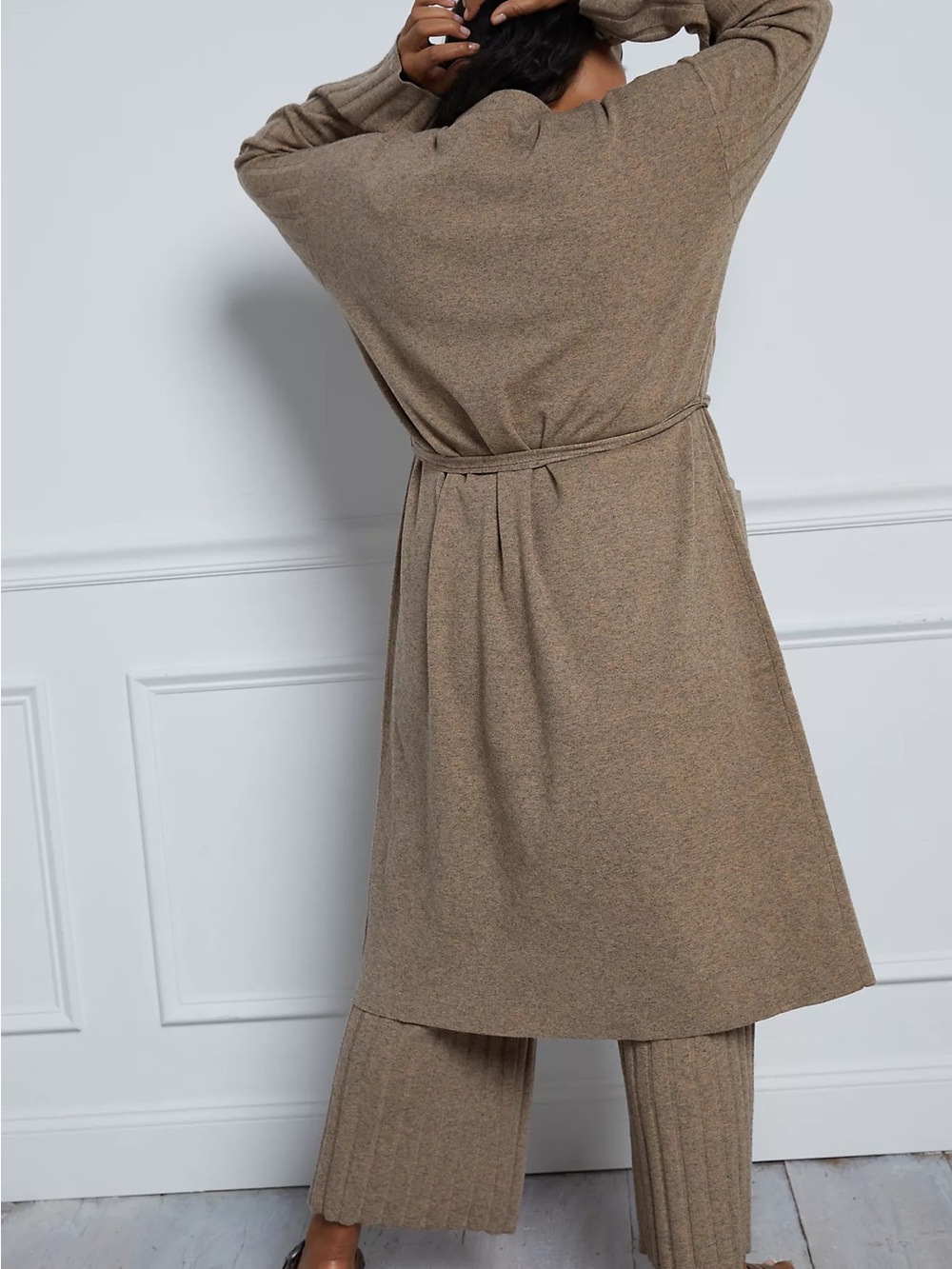 Cozy Women's Rib-Knit Robe - Picture 2 of 7